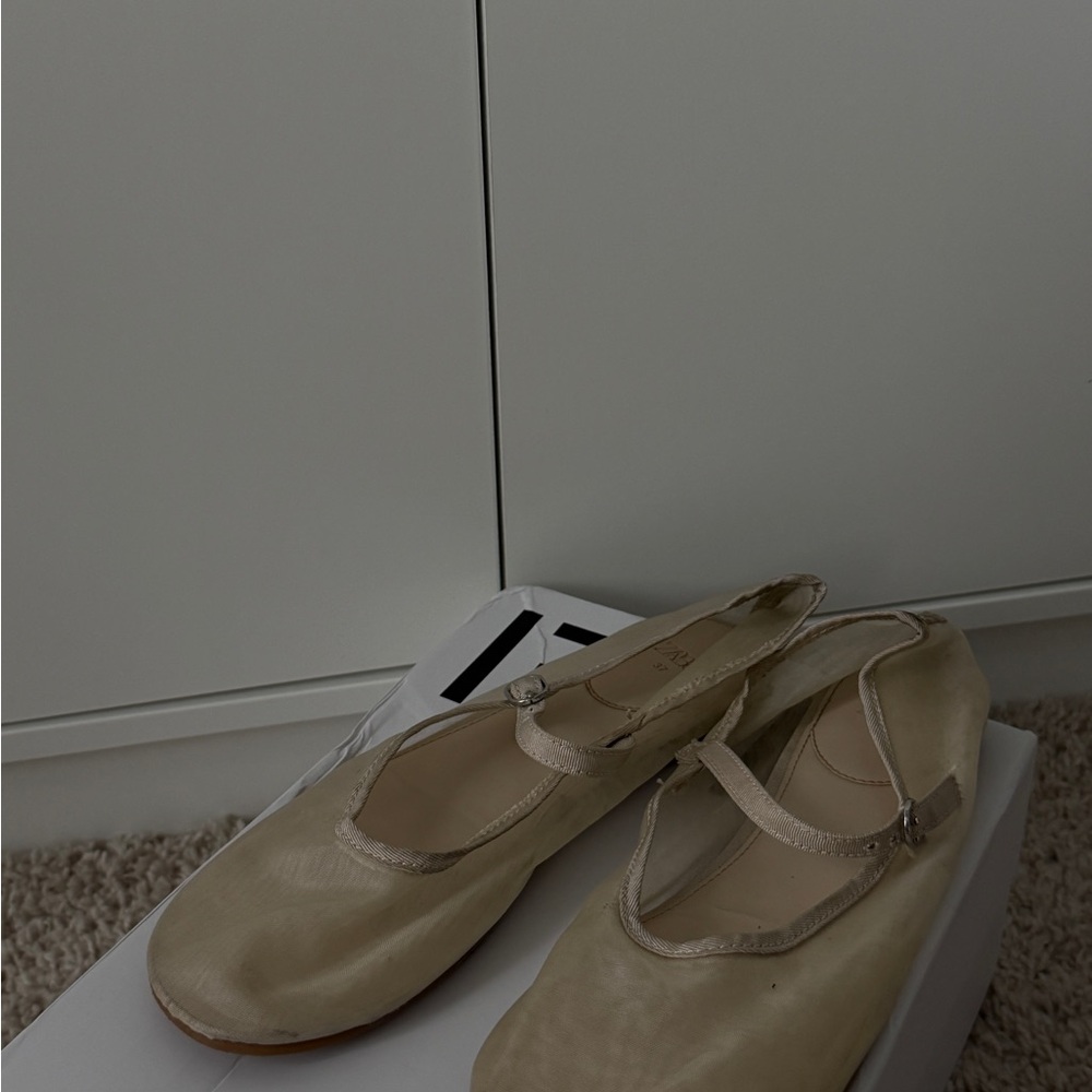 Zara Cream Flats with Strap